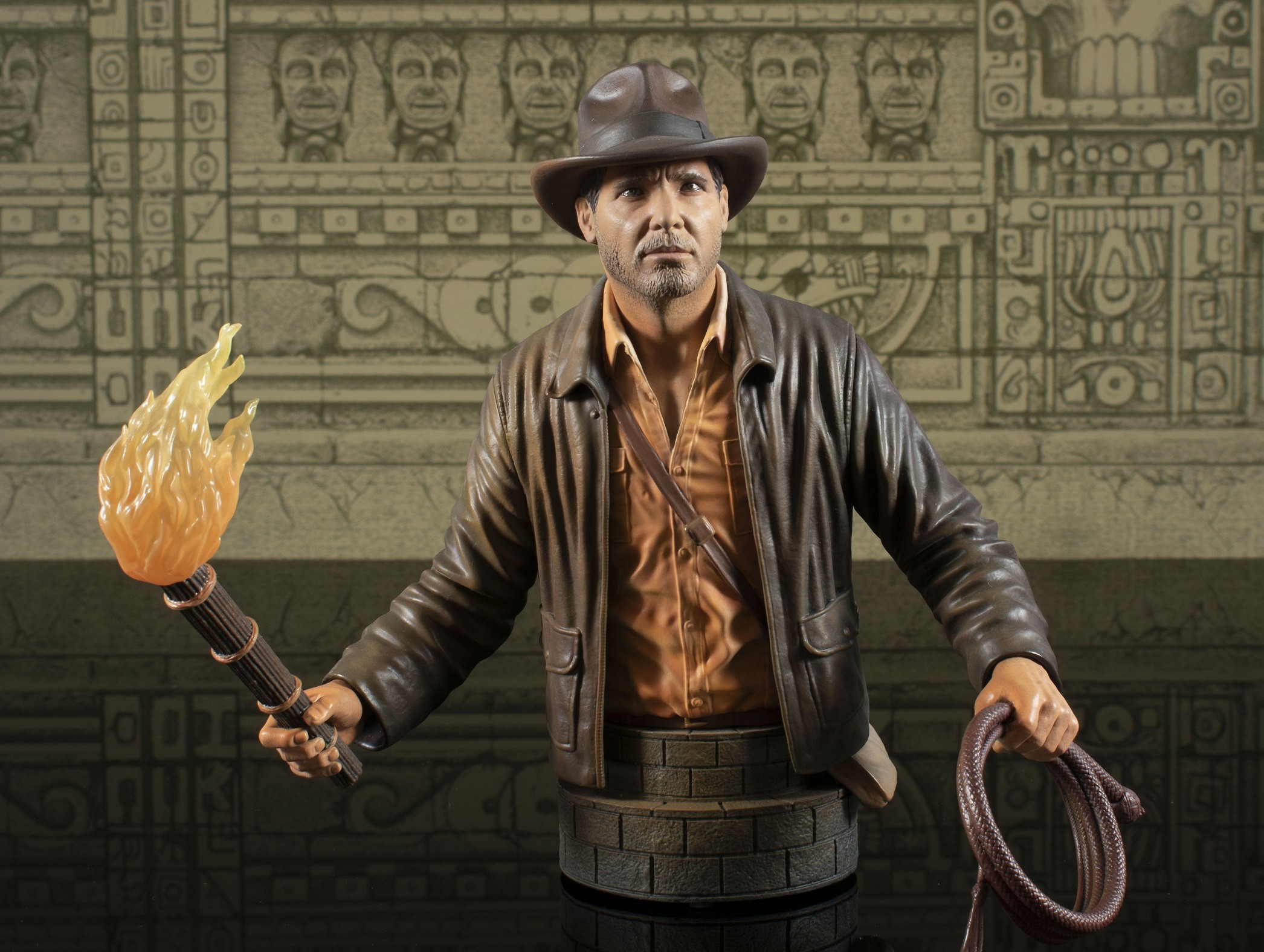  Diamond Select Toys San Diego Previews Exclusive 2023 Indiana  Jones Jumbo Figure Playset : Toys & Games